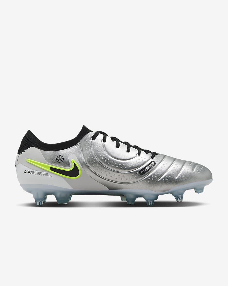 Nike Tiempo Legend 10 Elite Soft Ground Low Top Football Boot. Nike AT